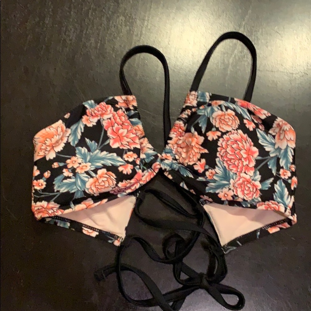 Floral bikini top